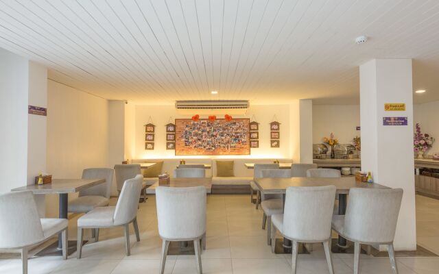 B2 Riverside Premier Resort