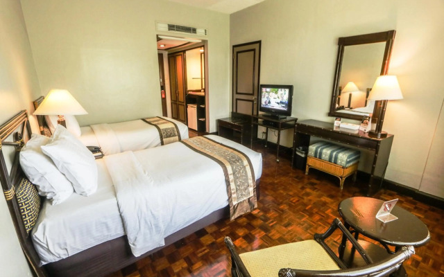 Waterfront Insular Hotel Davao