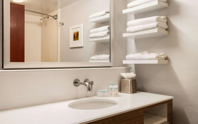 Hampton Inn & Suites Denver - Cherry Creek
