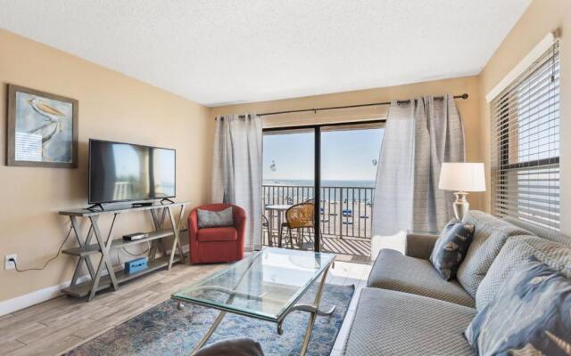 212 Beach Place Condos