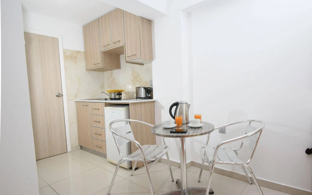 Paul Marie Hotel Apartments