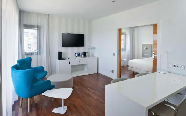 Отель NH Madrid Ventas