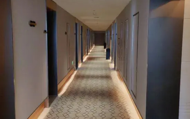 Huayue Triumph Hotel