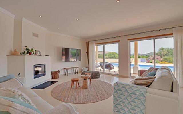 Casa do Pomar by Portucasa