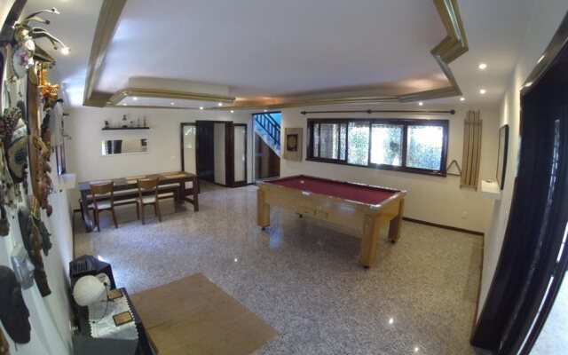 Itaqua House
