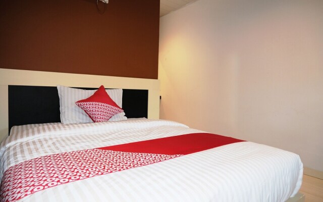 Mars Residence Syariah by OYO Rooms