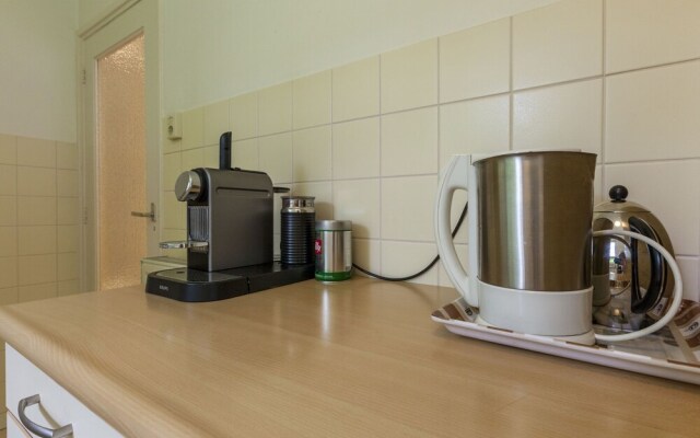 Attractive Holiday Home in Vrouwenpolder With Fenced Garden
