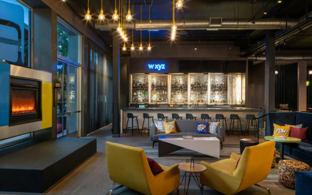 Aloft Green Bay