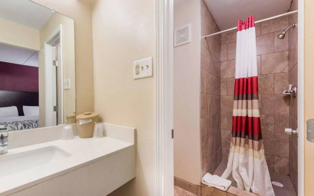Motel 6 San Antonio, TX – I-35 North Corridor
