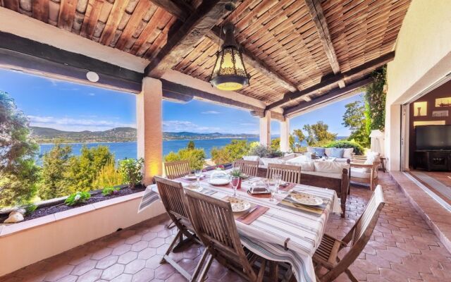 Villa with a Magic View of Saint Tropez
