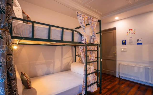 Moustache Hostel Pahalgam