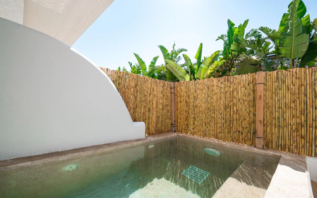 Atma Beach Rooms & Suites