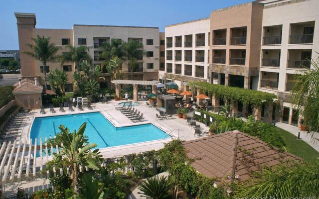 Courtyard by Marriott San Diego Central