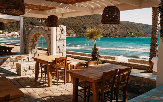 Itilo Traditional Hotel