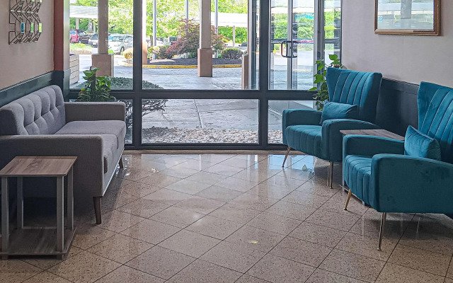 Clarion Hotel and Suites