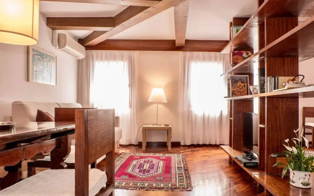 San Severo Bright Stylish Apartments Canal View