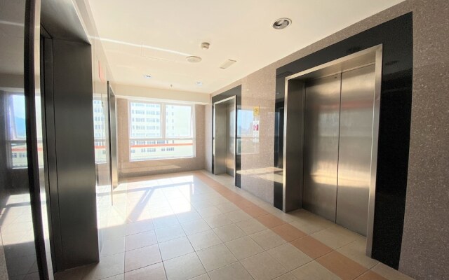 Mansion One Suites by OYO