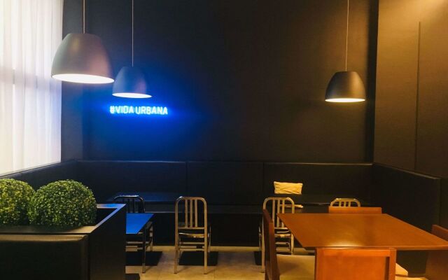 Golden Tower Shopping by Fênix Hotéis