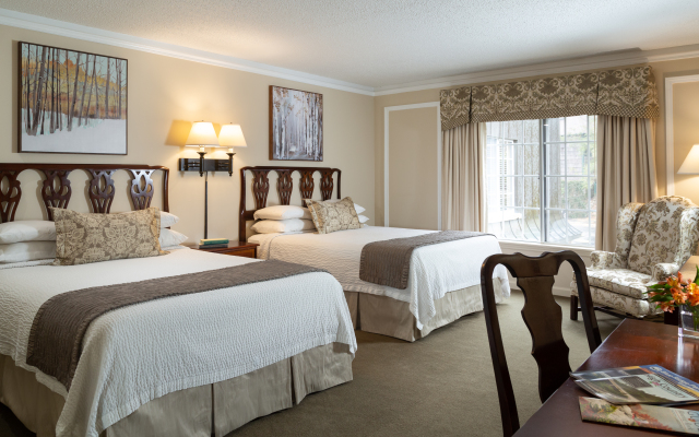 Meadowbrook Inn