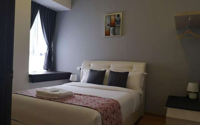 Favoured Seaview Suite