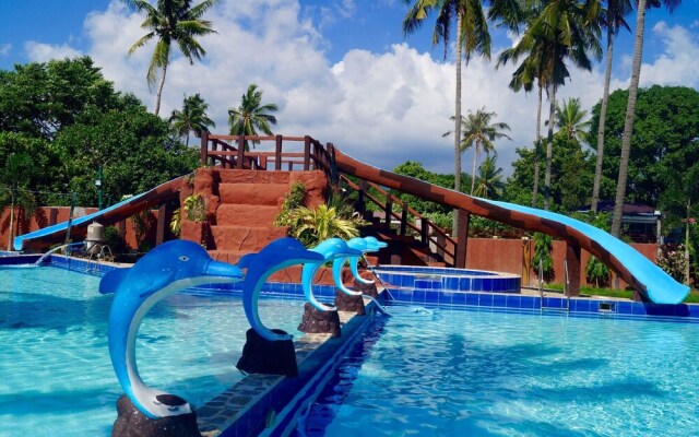 Hana-Natsu Resorts Pool