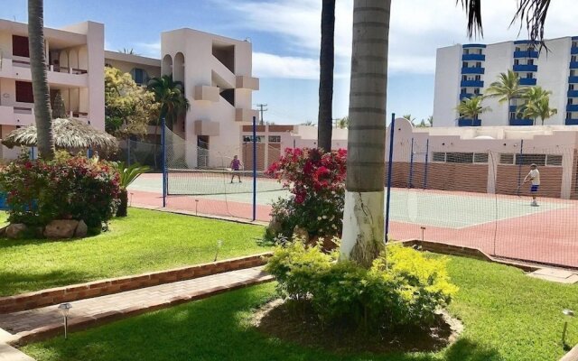 Condo Playa E