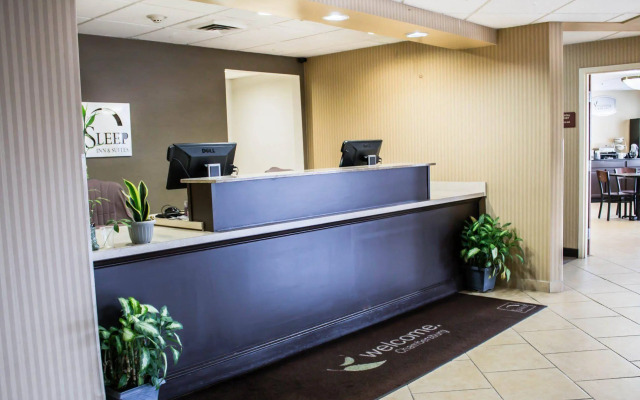 Quality Inn & Suites Chambersburg Northeast