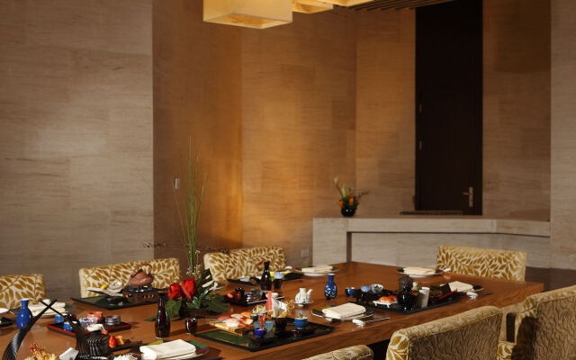 Ningbo Nanyuan Universe Deluxe Hotel
