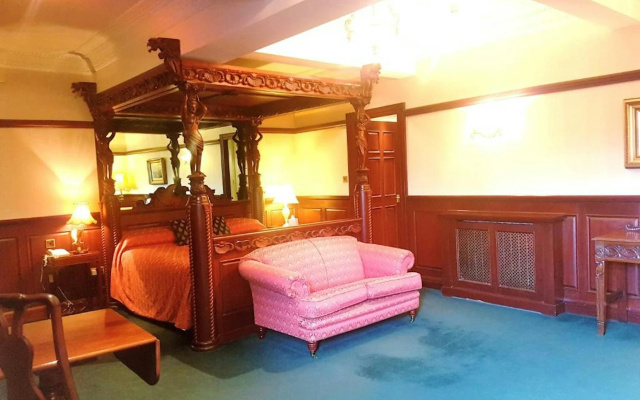 Fairfield House - Ayr