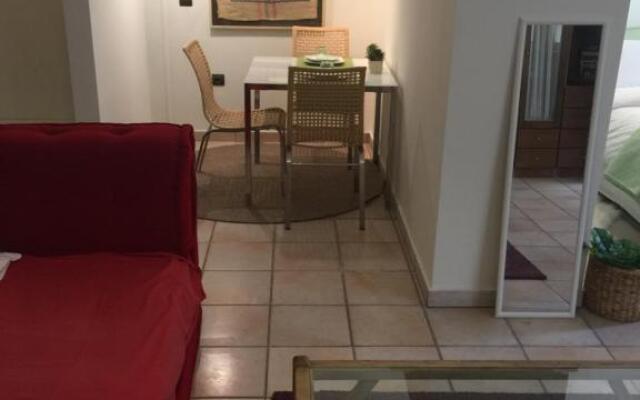 Cozy Garden 700m from St Luke s hospital