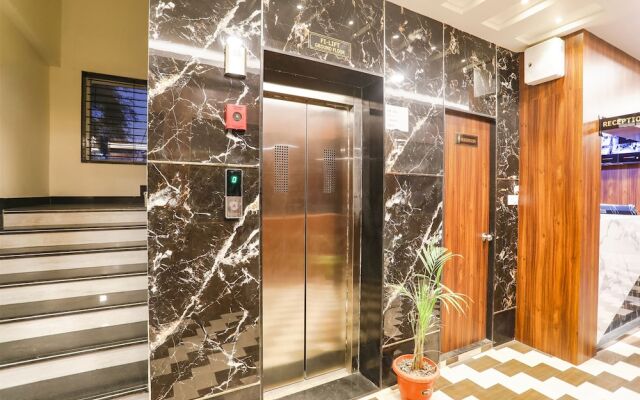 Fabhotel Prime Diamond Palace