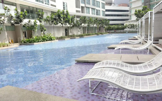 MyCrib45*The Robertson KL-B.Bintang