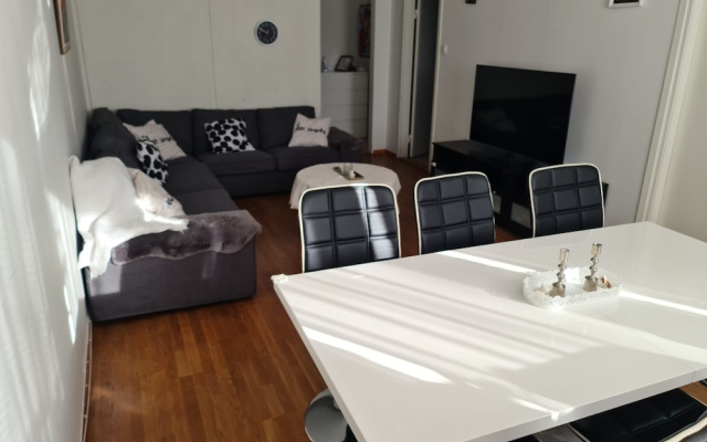 Apartment 70m2 With 3 Rooms in Danderyd