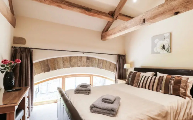 Stoneycroft Barn