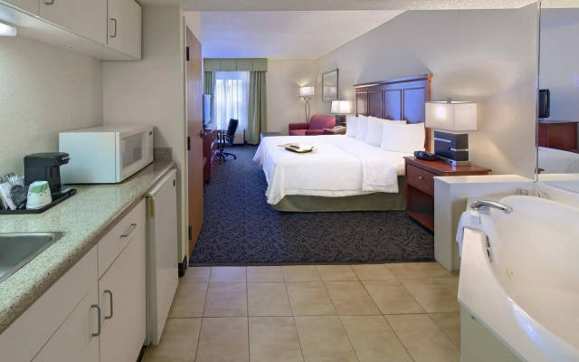Hampton Inn by Hilton Charlotte/Matthews