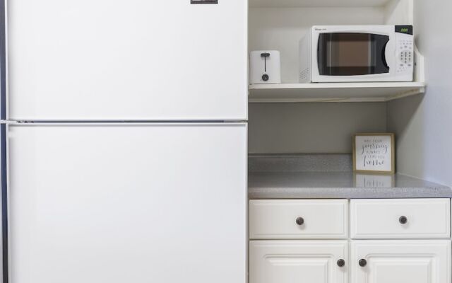 Ozark Escape at the Pointe