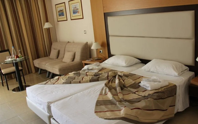 Tui Blue Lindos Bay Resort & Spa