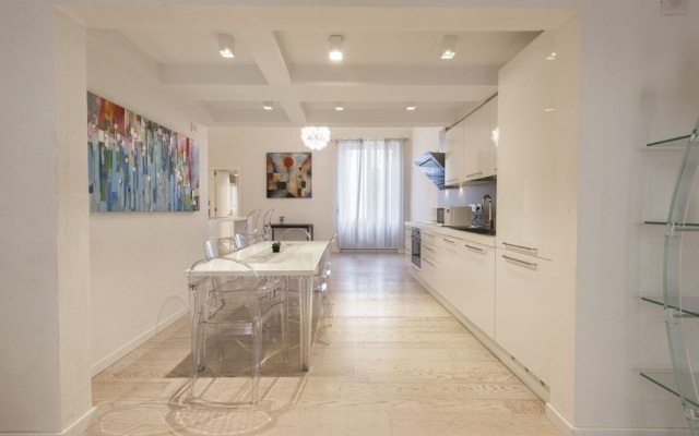 Le Grazie Luxury Apartment by Mmega
