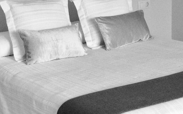 Sevilla Aljarafe Room