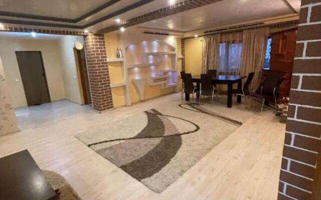 Apartament 160MP