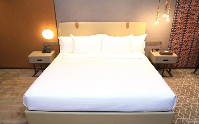 Skylight In-Terminal Hotel