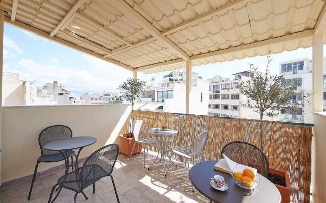 toStay-Unique apartment hotel in Athens center!
