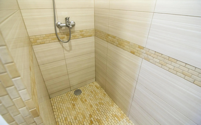 ЖивиТУТ на проспекте Комсомольский, д. 44