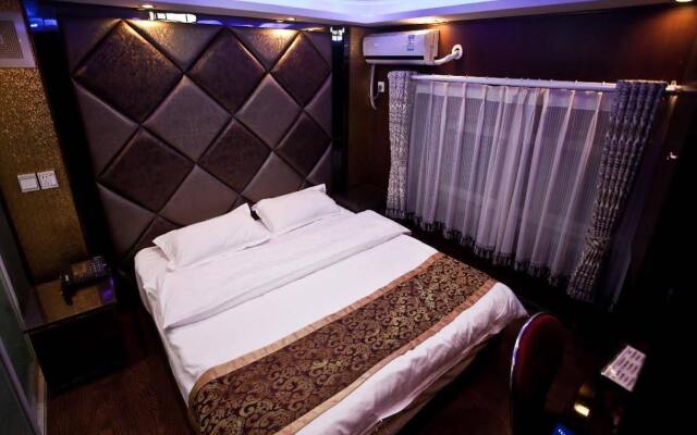 Qingdao Laiyinbao Business Hotel
