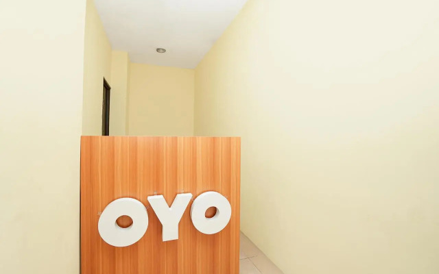 OYO Flagship 910 Menara Rungkut Surabaya
