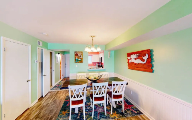 Summer House West Condos