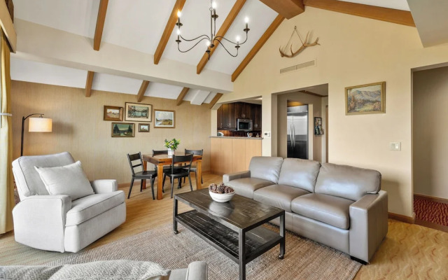 Suncadia Penthouse w/ Mountain & River Views!