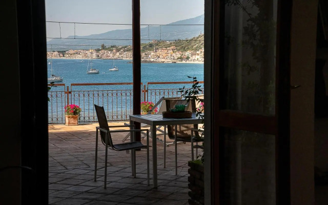 Taormina Mare Apartment