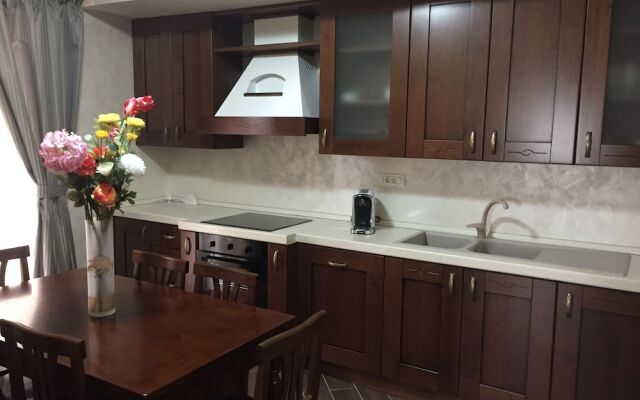 Aparthotel Luxury Ovidiu Mamaia