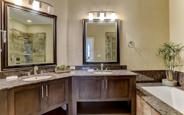 Luxury Condo with Atlantic Ocean View from Private Balcony by RedAwning